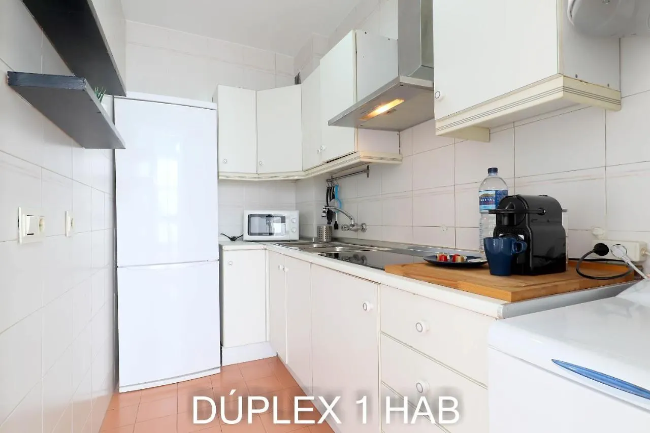 Casas Caballerizas Mezquita 1 Y 3 Hab Córdoba 0*,  Španělsko