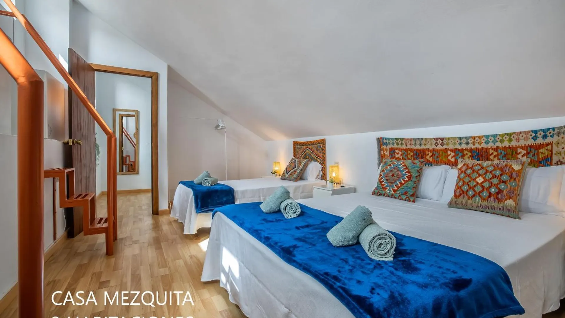 Casas Caballerizas Mezquita 1 Y 3 Hab Cordoba